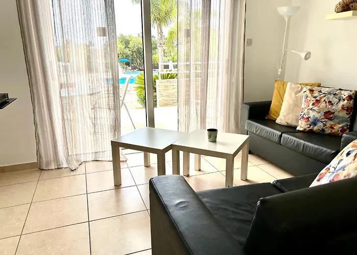 Nissi 3 C4 Pool View Apt