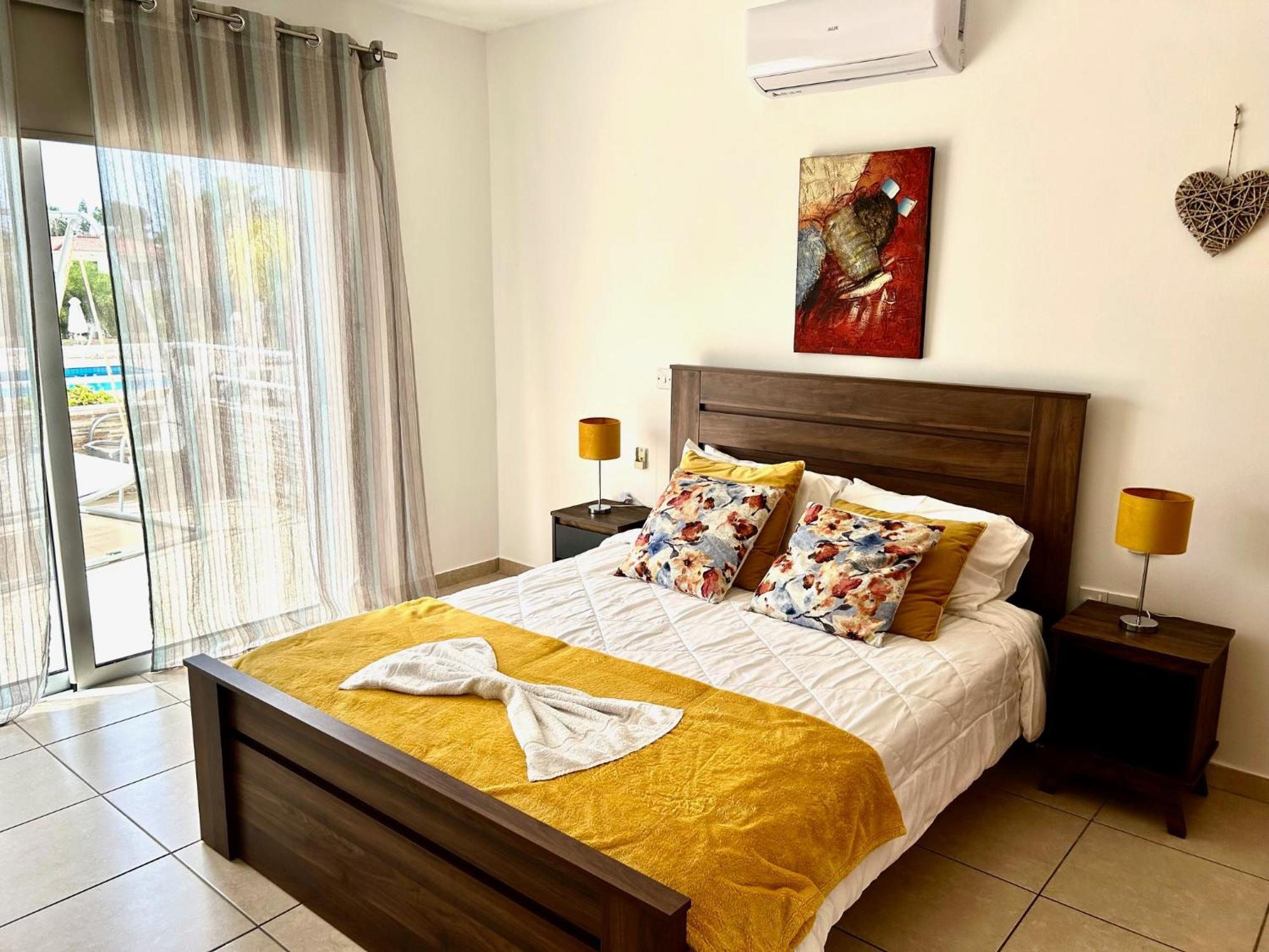 Apartman Nissi 3 C4 Pool View *